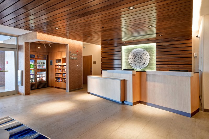 fairfield inn and suites by marriott plymouth