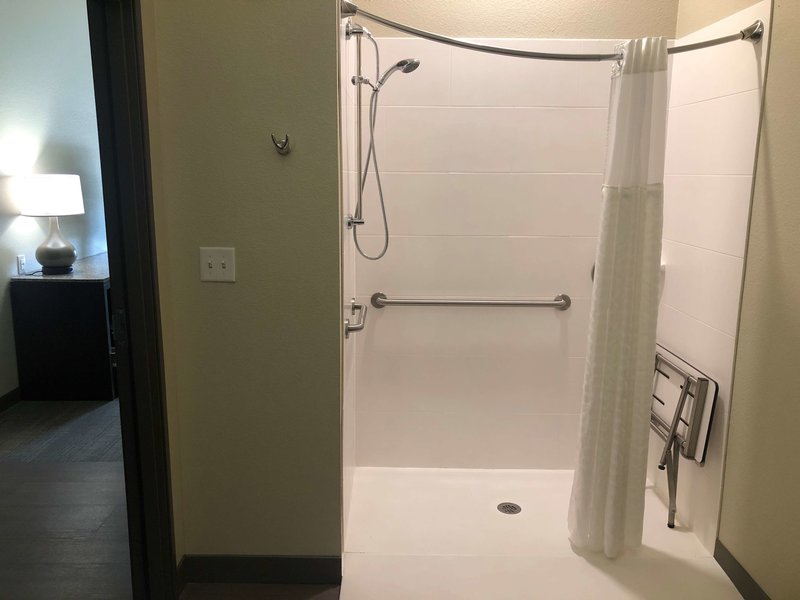 ameniti bay bw signature collection