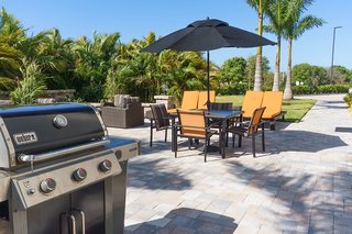 ameniti bay bw signature collection