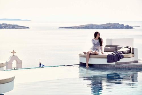 Absolute Mykonos Suites & More,Mykonos Town>>Mykonos,5 star