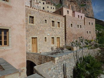 likinia hotel