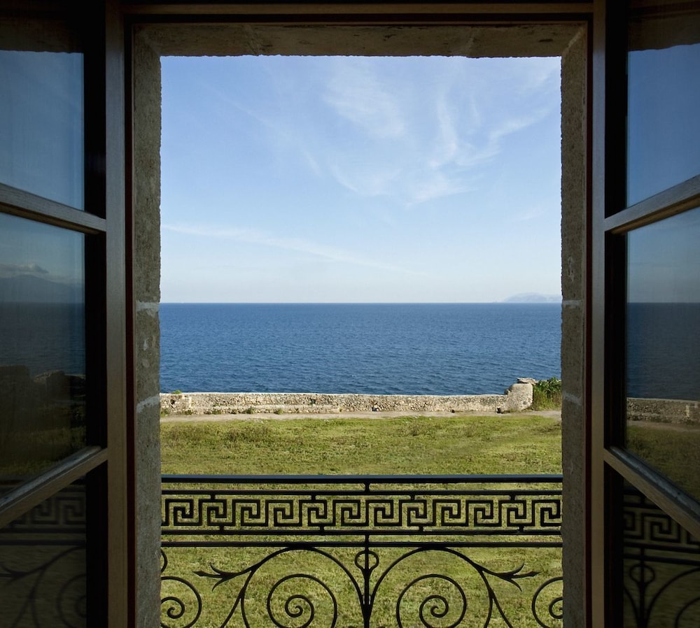 likinia hotel