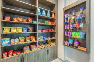 la quinta inn and suites by wyndham galveston west seawall