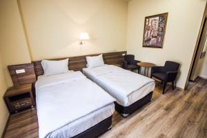 deluxe hotel yerevan