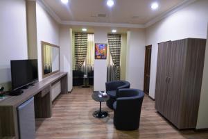 deluxe hotel yerevan