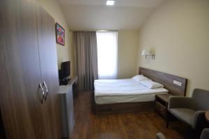 deluxe hotel yerevan