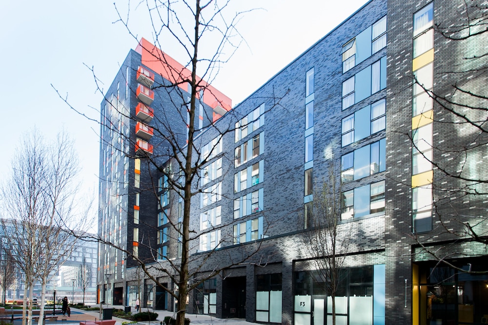 clover court by q apartments