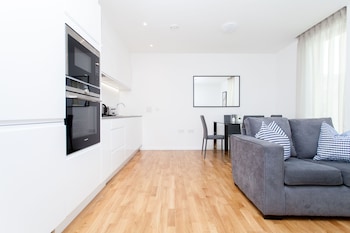 clover court by q apartments