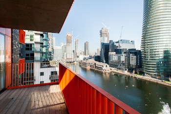 clover court by q apartments