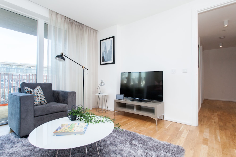clover court by q apartments