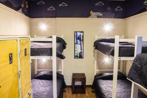 Hostal Forestal - Hostel,Santiago>>Lo Contador,2 star