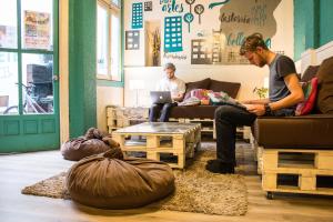 Hostal Forestal - Hostel,Santiago>>Lo Contador,2 star