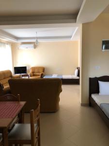 hotel villa ago