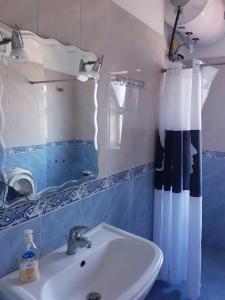 hotel villa ago