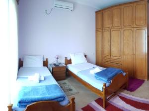 hotel villa ago