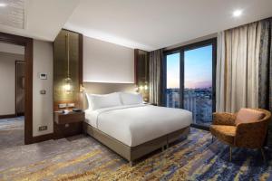 Doubletree By Hilton Antalya City Centre,Adnan Menderes Bulvari No 61 Etiler,5 star