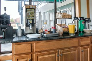 Rodeway Inn,Grand Rapids>>Grand Haven,2 star