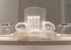 Holiday Inn Dhaka City Centre, An Ihg Hotel,Dhaka Division>>Dhaka,3 star