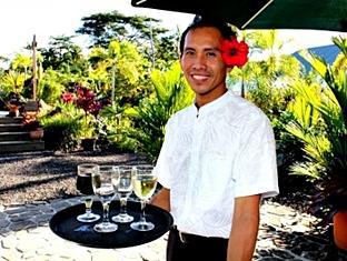 orator hotel samoa