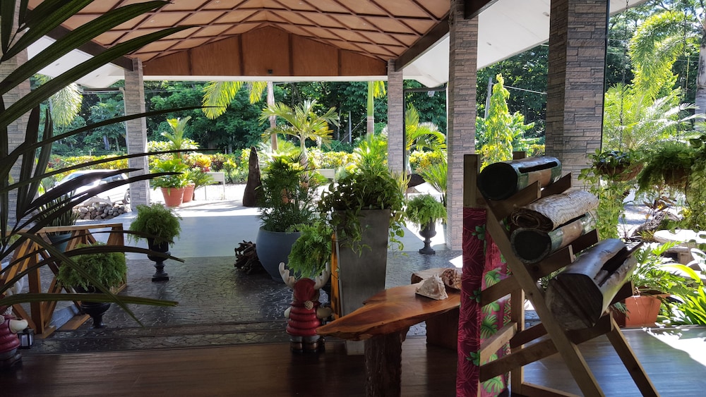 orator hotel samoa