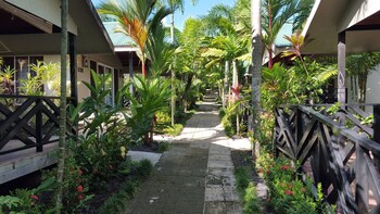 orator hotel samoa