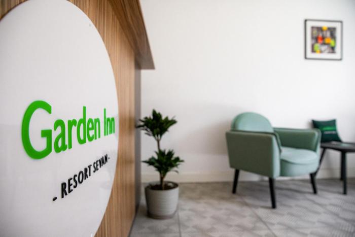 garden inn resort sevan