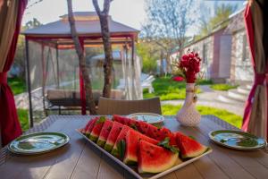 garden inn resort sevan