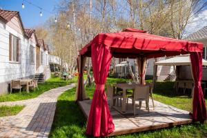 garden inn resort sevan