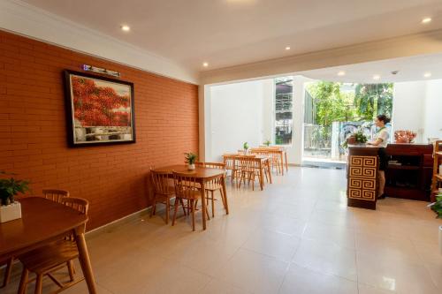 Không gian chung dành cho khách lưu trú tại Amigo Hue Hotel Huế
