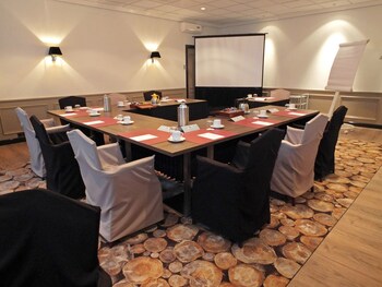 hotel hof van gelre by flow
