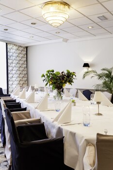 hotel hof van gelre by flow