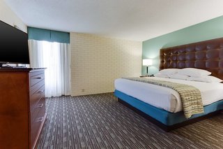 Drury Inn & Suites Birmingham Grandview,Vestavia Hills>>Birmingham,3 star