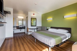 Motel 6 El Paso, Tx - East,El Paso>>Ciudad Juarez,2 star