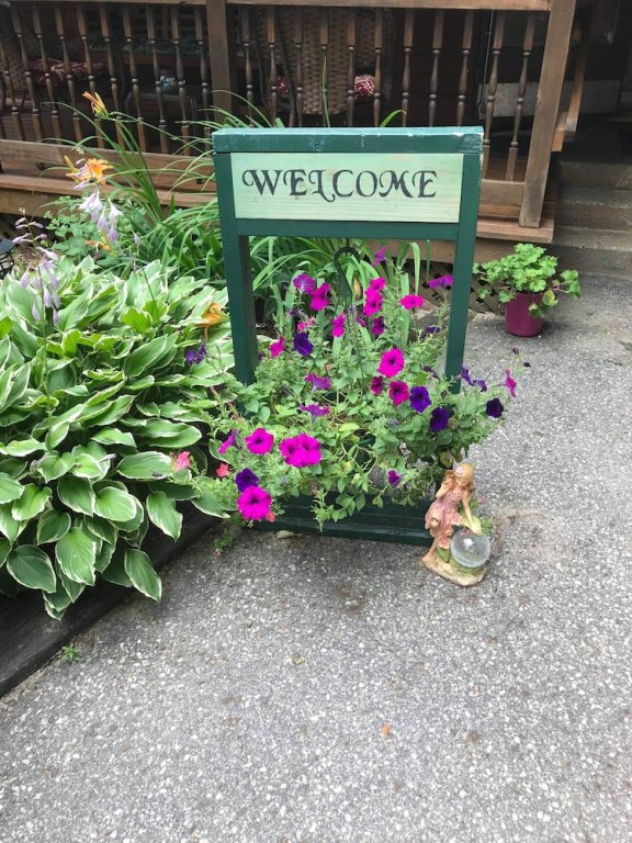 evergreen valley inn