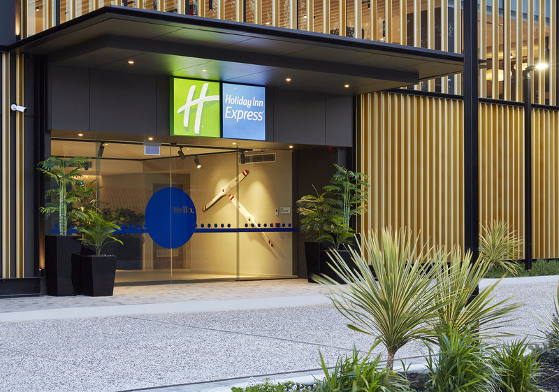 holiday inn express sydney airport an ihg hotel