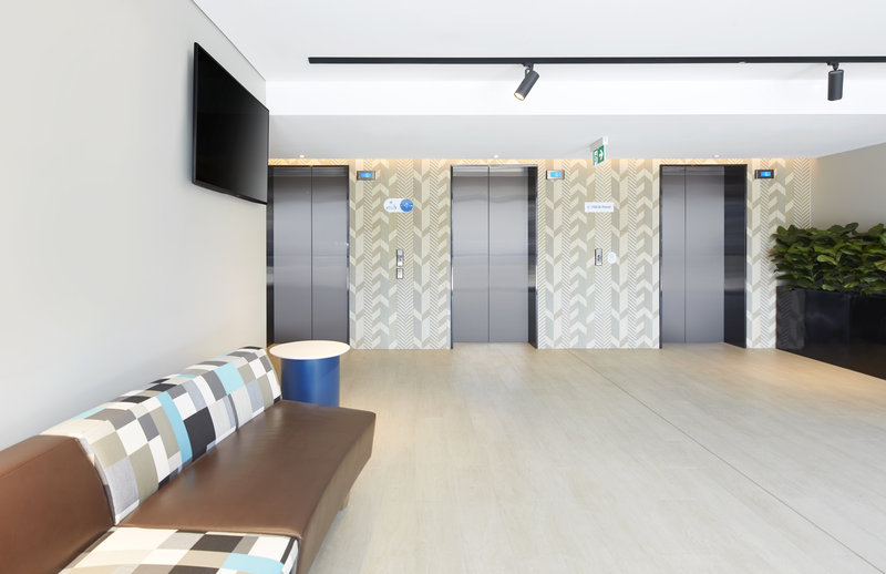 holiday inn express sydney airport an ihg hotel