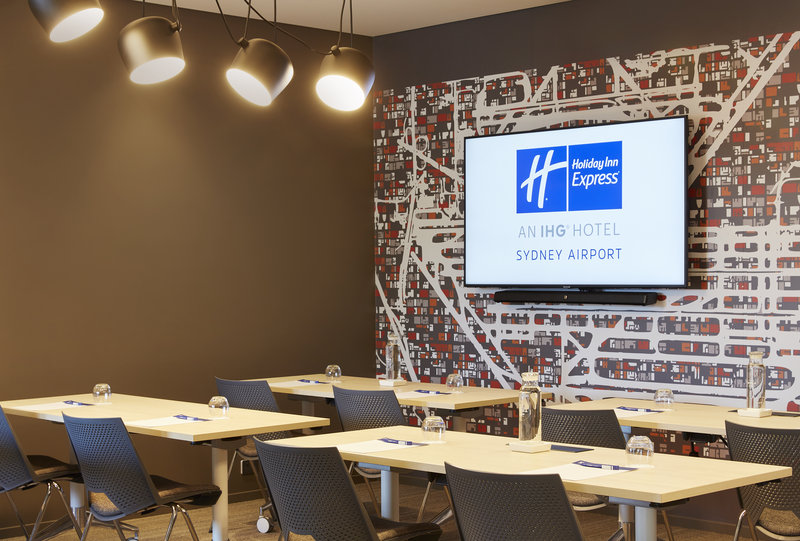 holiday inn express sydney airport an ihg hotel