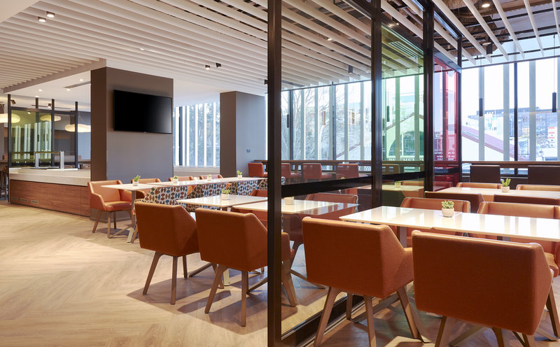 holiday inn express sydney airport an ihg hotel