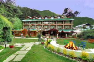 Johnson Lodge & Spa,In Manali (New Manali),3 star