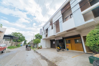 reddoorz near new government center