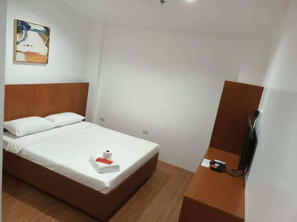 reddoorz near new government center