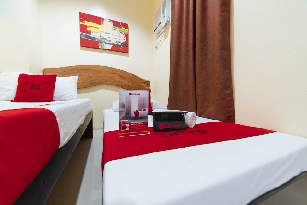 reddoorz near new government center