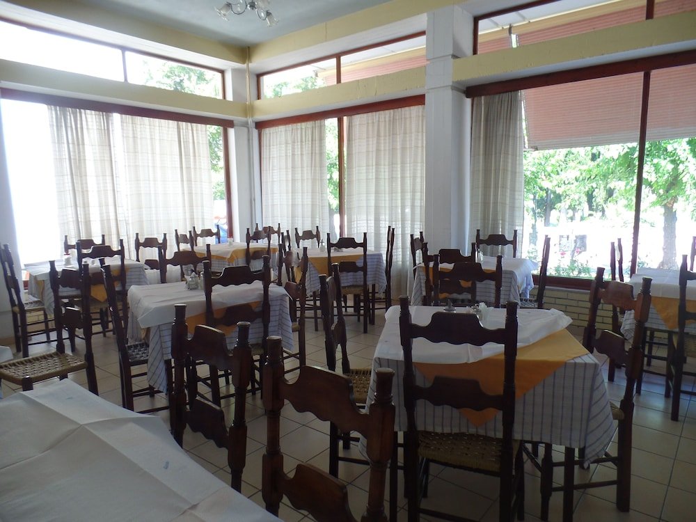 Hotel Inomaos,Archaia Olympia>>Ancient Olympia,2 star