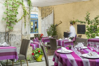 Hotel De L'ecu,,3 star