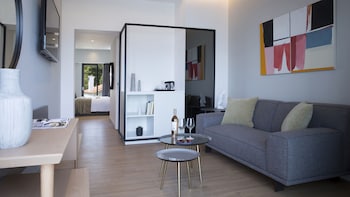 the alex monte kastella