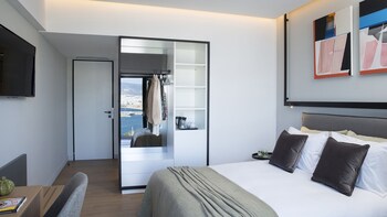 the alex monte kastella