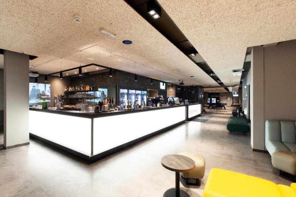harrys xl hotel