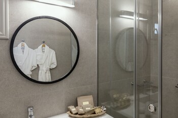 symphony suites