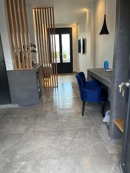 george and joanna suites