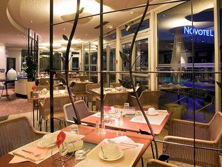 novotel amiens pole jules verne